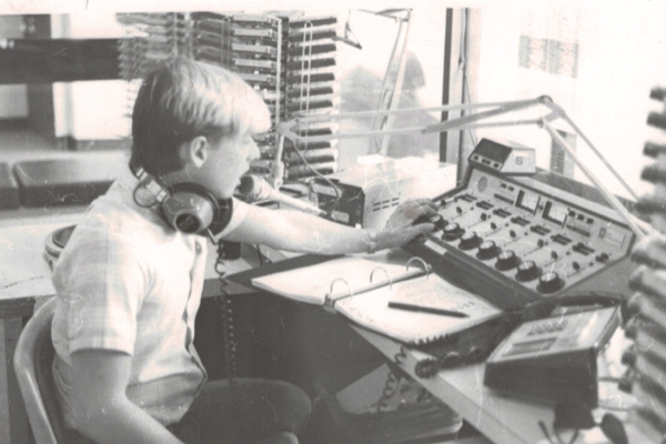 chapman-radio_studio-vintage